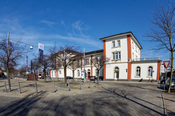 Bahnhof Schwetzingen