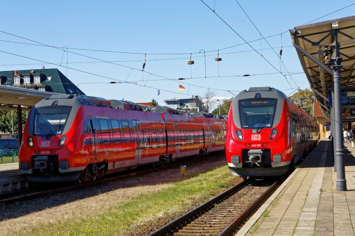 S-Bahn Rostock - BR 442 - Bhf. Warnem&uuml;nde