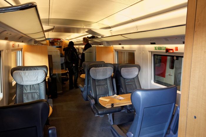 ICE-T : Gro&szlig;raum in der 1. Klasse