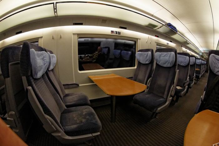 ICE-T : Vierertisch in der 2. Klasse