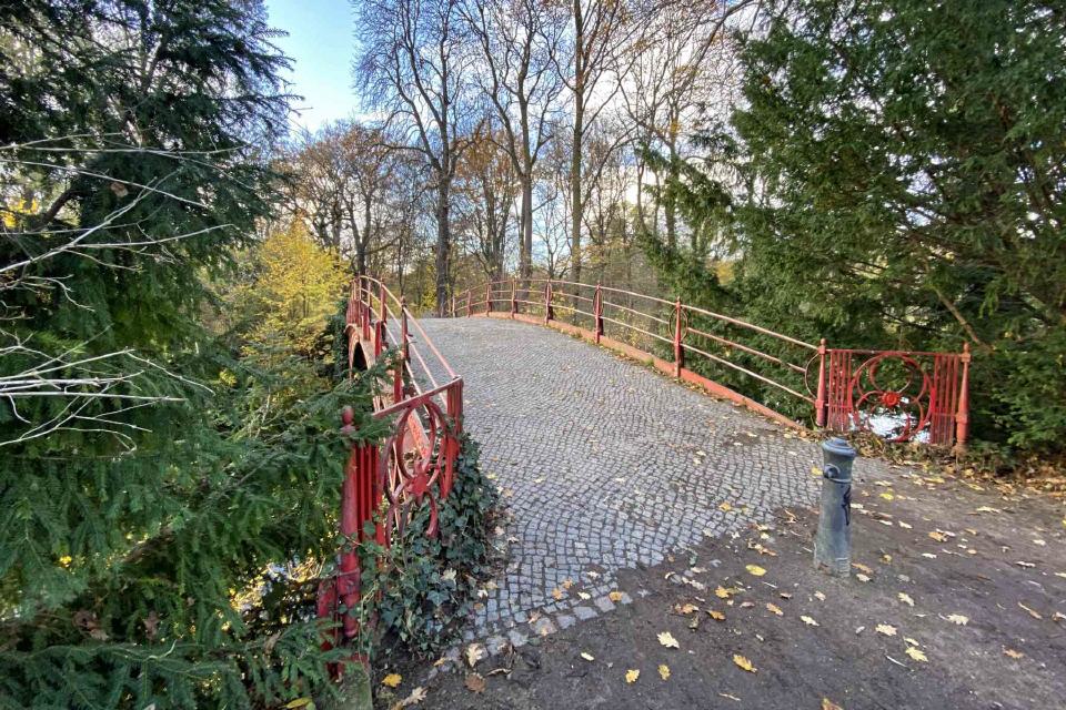 Schloss Charlottenburg Brücke Karpfenteich