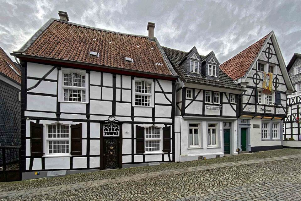 Essen Kettwig Ruhrstra&szlig;e Fachwerkh&auml;user