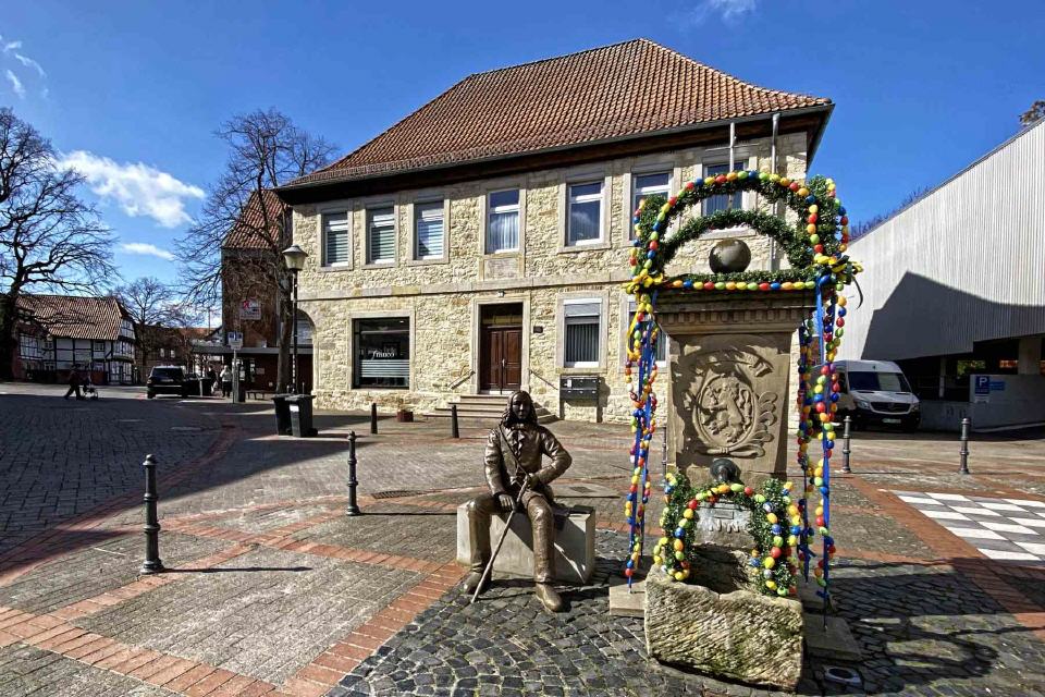 Fallersleben Osterbrunnen